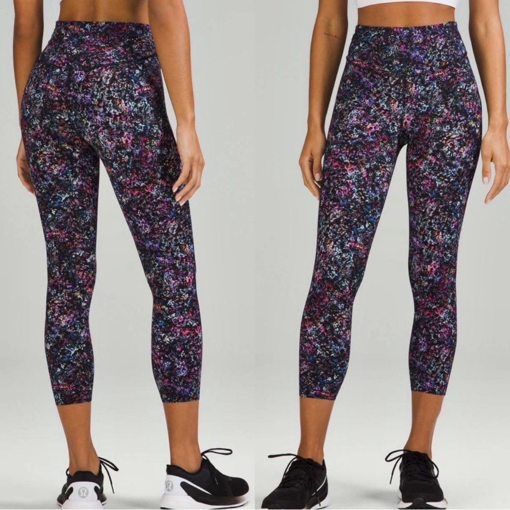 Lululemon cropped leggings Multi Size 6, NWOT never worn